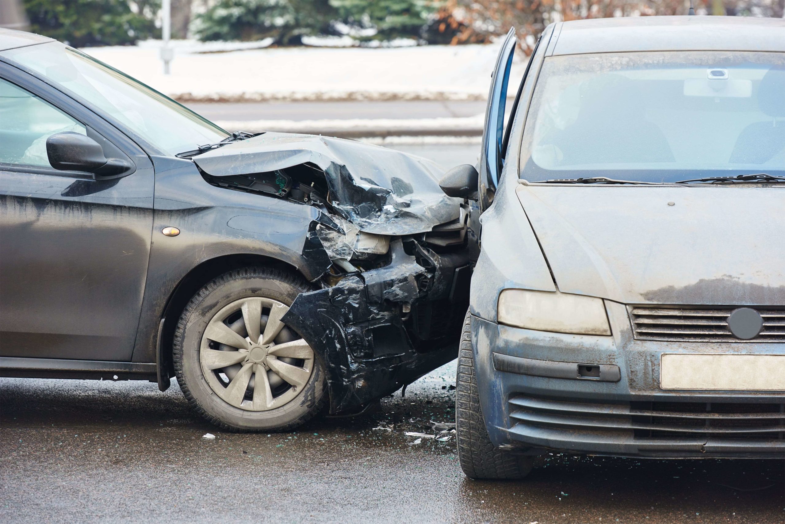 T-bone accident happening along the road in Denver Colorado.